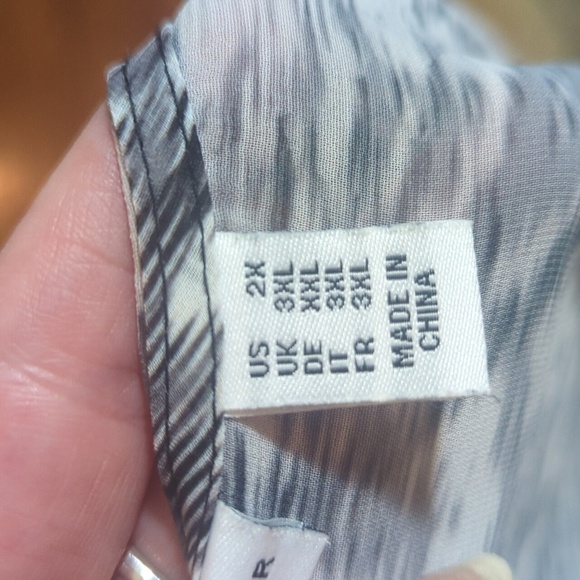 Susan Graver Black/Gray/White Sheer Long Open Front Kimono Sz 2X - Picture 8 of 10